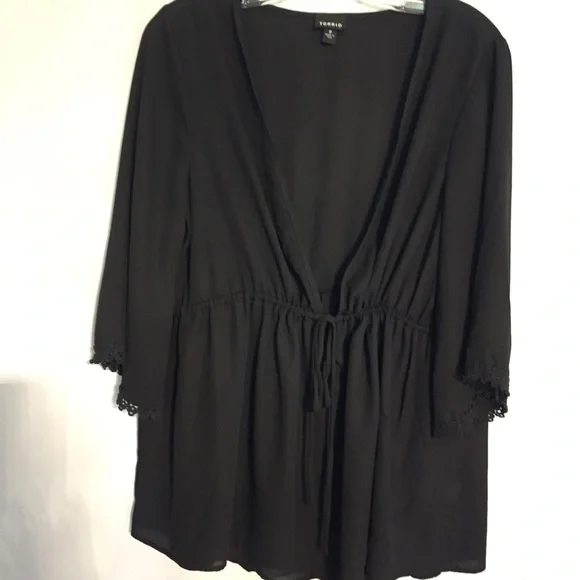 Torrid Top - Picture 2 of 6